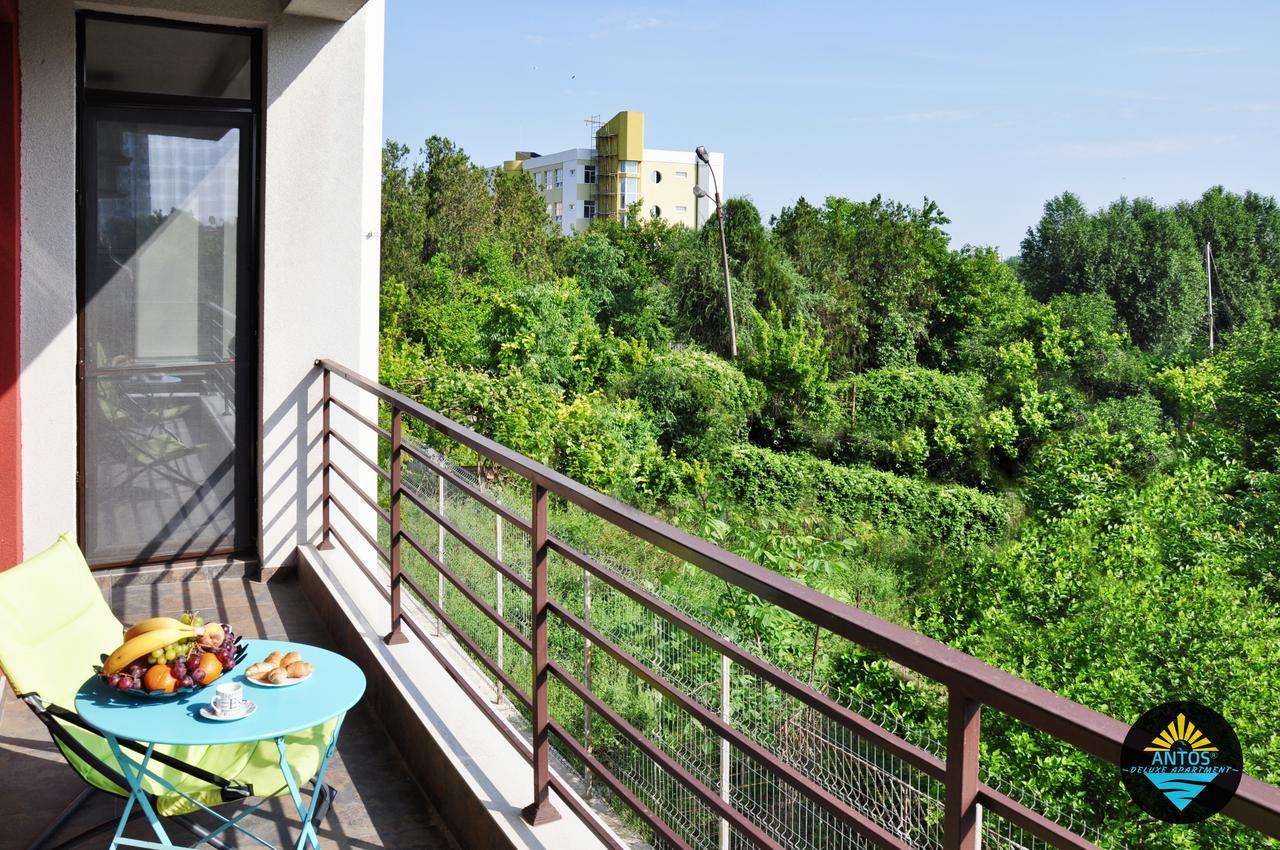Antos Deluxe Apartment Constanta Exterior photo