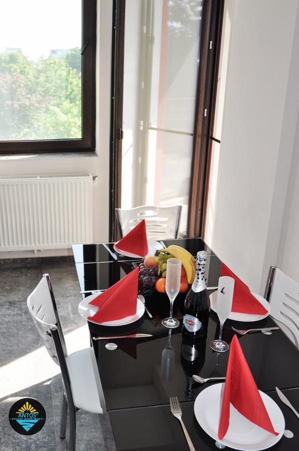 Antos Deluxe Apartment Constanta Exterior photo